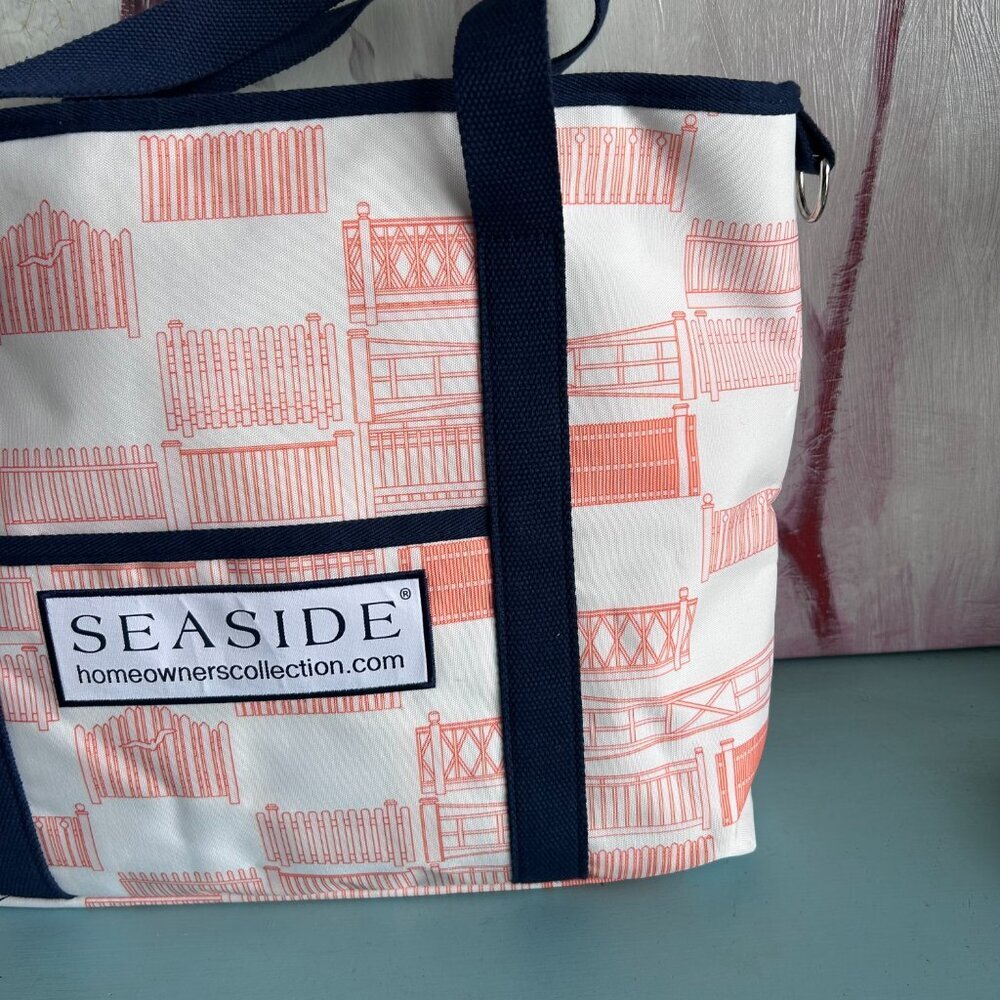 NWOT Seaside Official Large Insulated Tote Fence Pattern Beach Picnic Lake Tote - Picture 5 of 12